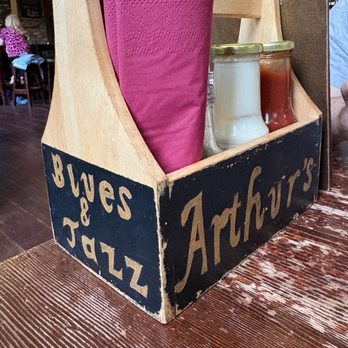 Arthur's Pub - Bars Near Me - Dublin, D