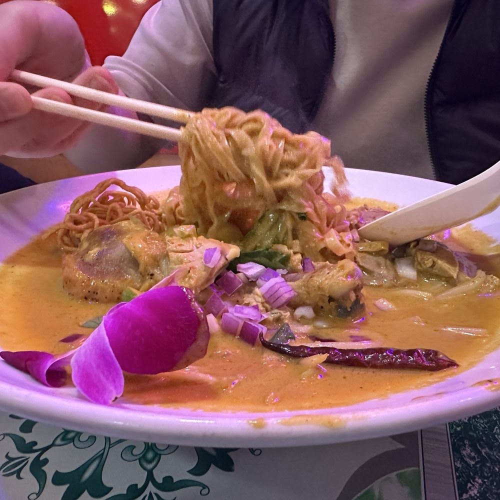 E-Jae Pak Mor - N1. Khao Soi Chiang Mai - Thai Near Me - Seattle, Washington