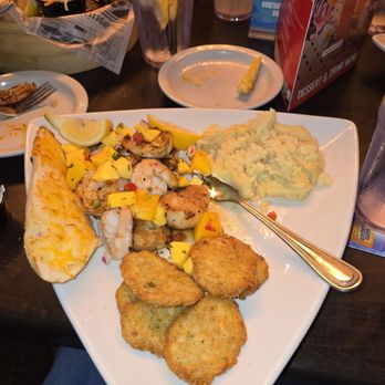Hula Bay Club - Hula dinner - Seafood Near Me - Tampa, Florida Hula Bay Club - Hula dinner - Seafood Near Me - Tampa, Florida