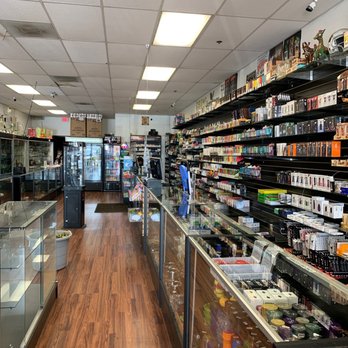LIGHT IT UP SMOKE SHOP - Updated May 2026 - 50 Photos & 108 Reviews - 2781  W MacArthur Blvd, Santa Ana, California - Tobacco Shops - Phone Number -  Yelp