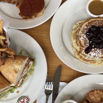 Clinton St. Baking - Chicken & Waffles Fried Chicken Sandwich Pancakes - Bakeries Near Me - New York, New York