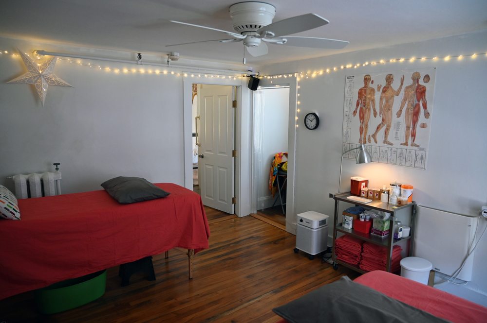 HARVARD SQUARE COMMUNITY ACUPUNCTURE Updated October 2024 40