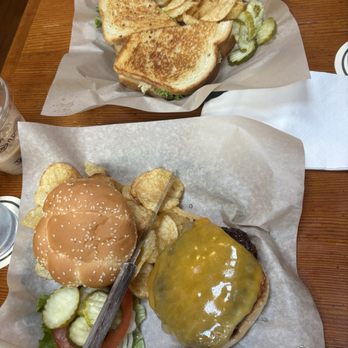 Bill's Tavern & Brewhouse - Cheese burger and tuna melt - Seafood Near Me - Cannon Beach, Oregon Bill's Tavern & Brewhouse - Cheese burger and tuna melt - Seafood Near Me - Cannon Beach, Oregon
