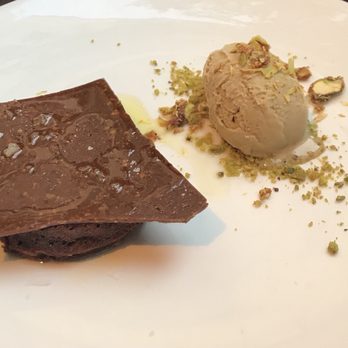Salinas - Chocolate Y Pistachos - Spanish Near Me - New York, New York Salinas - Chocolate Y Pistachos - Spanish Near Me - New York, New York