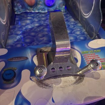 John's Incredible Pizza - Montclair - Broken games - Arcades Near Me - Montclair, California
