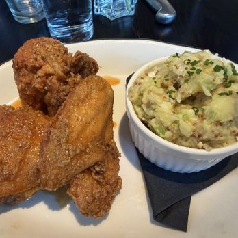 The Q Restaurant & Bar - Cajun fried chicken - Barbeque Near Me - Napa, California The Q Restaurant & Bar - Cajun fried chicken - Barbeque Near Me - Napa, California