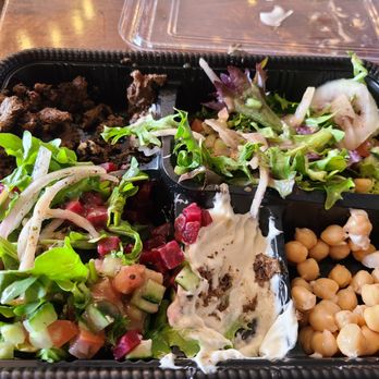 SAJJ Mediterranean - Salad bowl with steak and garbanzo beans - Mediterranean Near Me - San Ramon, California