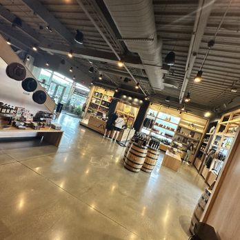 New Riff Distilling - Retail shop - Distilleries Near Me - Newport, Kentucky New Riff Distilling - Retail shop - Distilleries Near Me - Newport, Kentucky