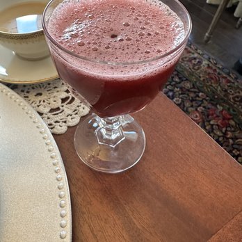 Buffalo Harmony House - Wonderful juice with beets and ginger. I don't remember all of the ingredients - Bed & Breakfast Near Me - Buffalo, New York Buffalo Harmony House - Wonderful juice with beets and ginger. I don't remember all of the ingredients - Bed & Breakfast Near Me - Buffalo, New York
