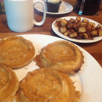 Kona Cafe - Vegan Stitch waffles w/ Earth Balance butter, potatoes and press pot coffee - Sushi Bars Near Me - Lake Buena Vista, Florida