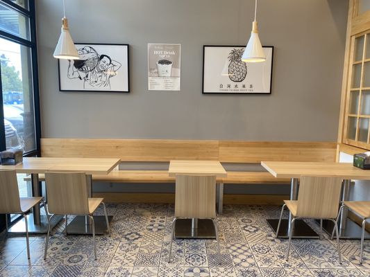 Yifang Taiwan Fruit Tea by null