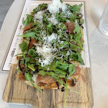 Limón Rooftop Bar - High Summer Peach Flatbread - Mediterranean Near Me - Naples, Florida Limón Rooftop Bar - High Summer Peach Flatbread - Mediterranean Near Me - Naples, Florida