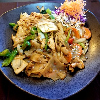 Gai By Thai Monkey - Drunken Noodle with pork. - Thai Near Me - Irving, Texas Gai By Thai Monkey - Drunken Noodle with pork. - Thai Near Me - Irving, Texas