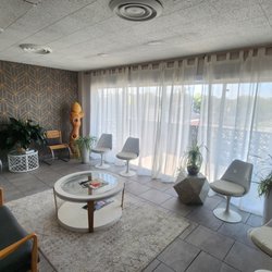 Suite Zen - Upstairs lobby