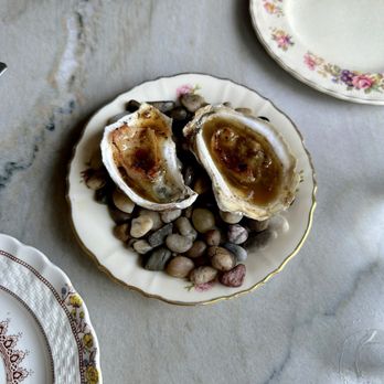 Lord's - Oysters - British Near Me - New York, New York