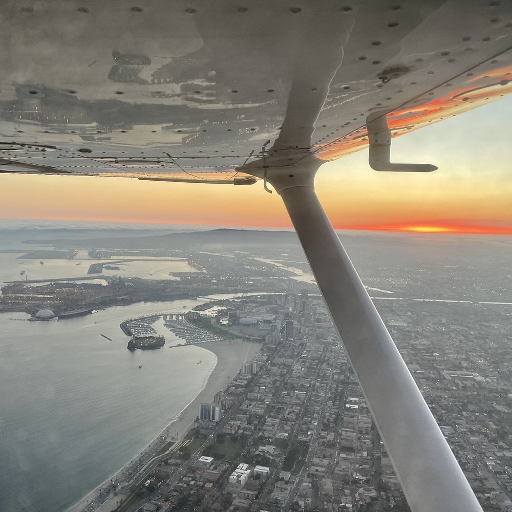 Aces High Aviation - Downtown Long Beach - Flight Instruction Near Me - Long Beach, California