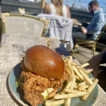 Tavern & Table - Fried Chicken Sandwich - fantastic - New American Near Me - Mt. Pleasant, South Carolina