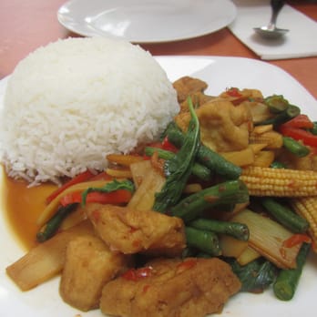 SriPraPhai Thai Restaurant - Tofu w/veggies and rice - Thai Near Me - Woodside, New York SriPraPhai Thai Restaurant - Tofu w/veggies and rice - Thai Near Me - Woodside, New York