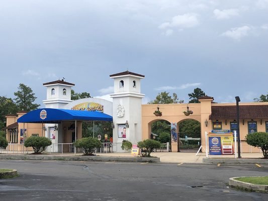 MAGIC SPRINGS THEME & WATER PARK - Updated February 2026 - 127 Photos ...