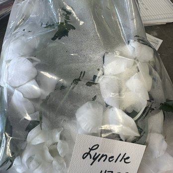 Waipahu Florist - Maili lei with white orchid - Florists Near Me - Waipahu, Hawaii