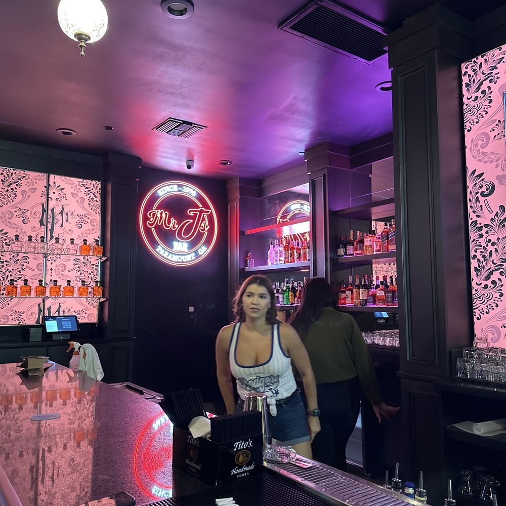 Mr J's - Amazing place to too come have a good time. - Dive Bars Near Me - Paramount, California