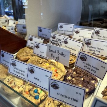 MOUNTAIN TOP COOKIE SHOP - Updated August 2024 - 246 Photos & 333