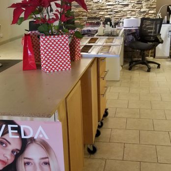 Salon 21 - Massage Near Me - Wheaton, Illinois