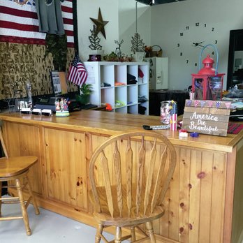 Shirttail Graphics - Screen Printing/T-Shirt Printing Near Me