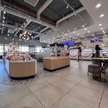 Tous Les Jours - 6/3/26 FYI. Huge interior. - Bakeries Near Me - Las Vegas, Nevada