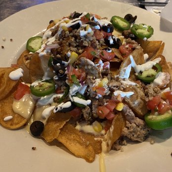 Slatts Pub - Slatznatti nachos - American Near Me - Cincinnati, Ohio