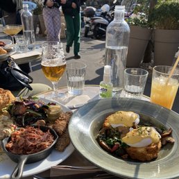 Southern plate and treize benedict!