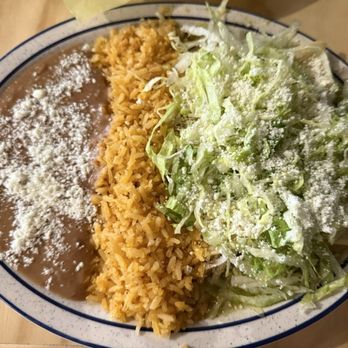 Restaurant Huauchinango - 3 enchiladas with rice and beans - Mexican Near Me - Tempe, Arizona
