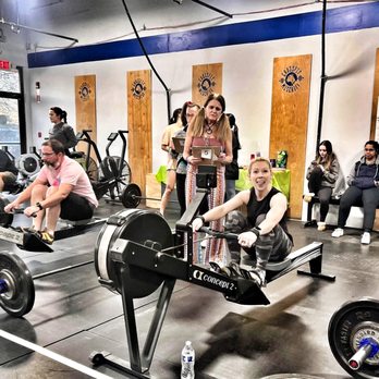 CrossFit Mischief - Trainers Near Me - Aurora, Illinois