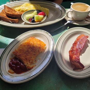 Java & Jam - American Omelet Breakfast Hash Browns Thick Cut Bacon - Breakfast & Brunch Near Me - Fort Lauderdale, Florida