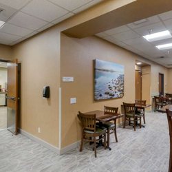 Best Western Plus Oak Harbor Hotel & Conference Center - Breakfast Area