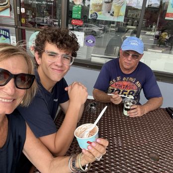 Carvel - Ice Cream & Frozen Yogurt Near Me - Boca Raton, Florida