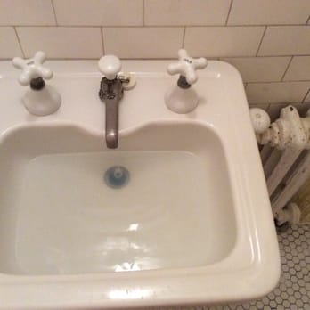 Ironclad Inn - Bathroom sink was so stopped up that you could not even brush your teeth!! Stayed nov 2014 - Bed & Breakfast Near Me - Fredericksburg, Virginia Ironclad Inn - Bathroom sink was so stopped up that you could not even brush your teeth!! Stayed nov 2014 - Bed & Breakfast Near Me - Fredericksburg, Virginia