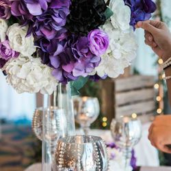 Affine Weddings - Ultra Violet 2018 color of the year