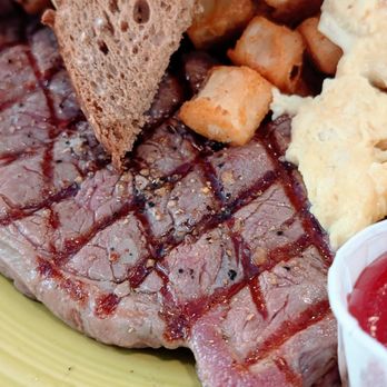 Barnaby's Cafe - Steak + Eggs - American Near Me - Houston, Texas