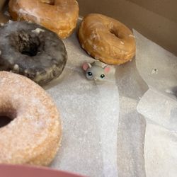 Koffee Kup Bakery - So yummy. I can't stop eating these donuts. Super Slurpy. Great with coffee. Deliciously delicious Lol