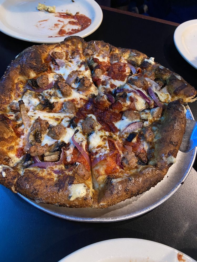 Erbelli's Pizza — Mexican restaurant in Portage