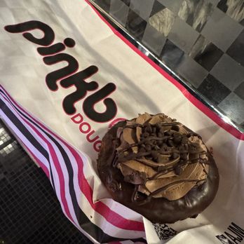 Pinkbox - Fudge donut. A show off $4.99 - Donuts Near Me - Las Vegas, Nevada