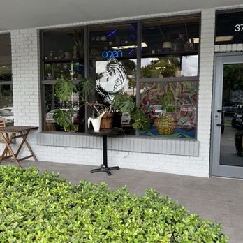 Swami Juice - Storefront - Juice Bars & Smoothies Near Me - Davie, Florida Swami Juice - Storefront - Juice Bars & Smoothies Near Me - Davie, Florida