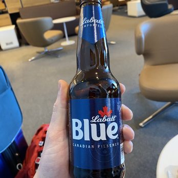 Lufthansa Senator Lounge - Beer from the fridge - Airport Lounges Near Me - Detroit, Michigan