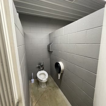 Wendy Oaks RV Resort - Bathroom - Campgrounds Near Me - Florence, Mississippi Wendy Oaks RV Resort - Bathroom - Campgrounds Near Me - Florence, Mississippi