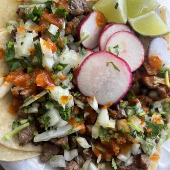 El Maguey - a plate of mexican food - Food Trucks Near Me - Kimberly, Idaho
