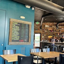 Briar Common Brewery + Eatery