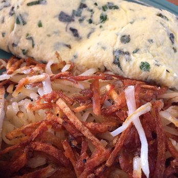 Geraldine's Counter - Herbed omelet close-up - American Near Me - Seattle, Washington Geraldine's Counter - Herbed omelet close-up - American Near Me - Seattle, Washington