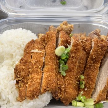 Loco Ono - This has the Pork Tonkatsu and Garlic Chicken (beneath the katsu) and came with two scoops of steamed rice and a cup of macaroni salad. - Poke Near Me - Reno, Nevada Loco Ono - This has the Pork Tonkatsu and Garlic Chicken (beneath the katsu) and came with two scoops of steamed rice and a cup of macaroni salad. - Poke Near Me - Reno, Nevada