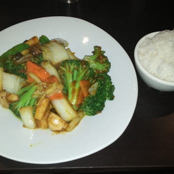 Mai's Restaurant - Veggie's w/ Rice in Tofu - Vietnamese Near Me - Houston, Texas